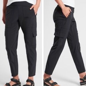 Athleta CHELSEA CARGO PANT Black Size 6